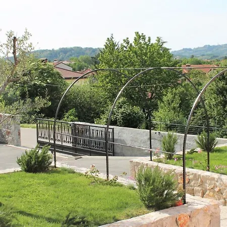 Aparthotel Burbonka 4*