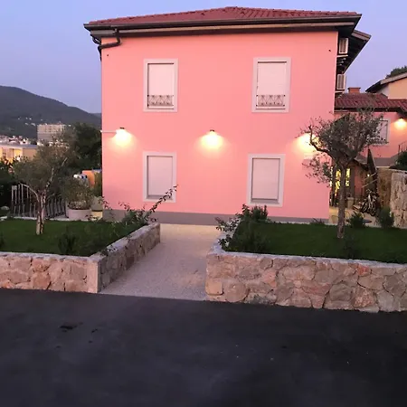 Apartahotel Burbonka 4*