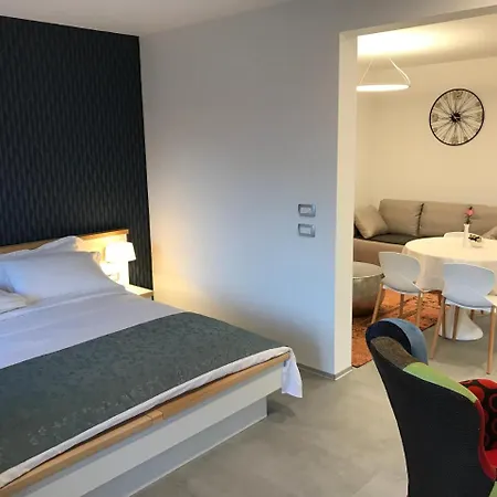 Apartahotel Burbonka 4*