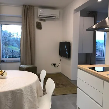 Burbonka Aparthotel 4*