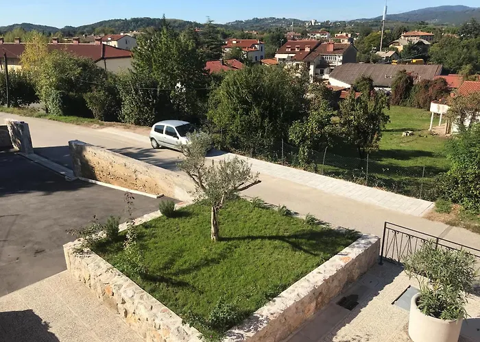 Lejlighedshotel Burbonka 4*